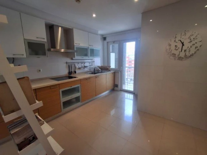 Apartamento T1 para Arrendamento em Lumiar Foto 20