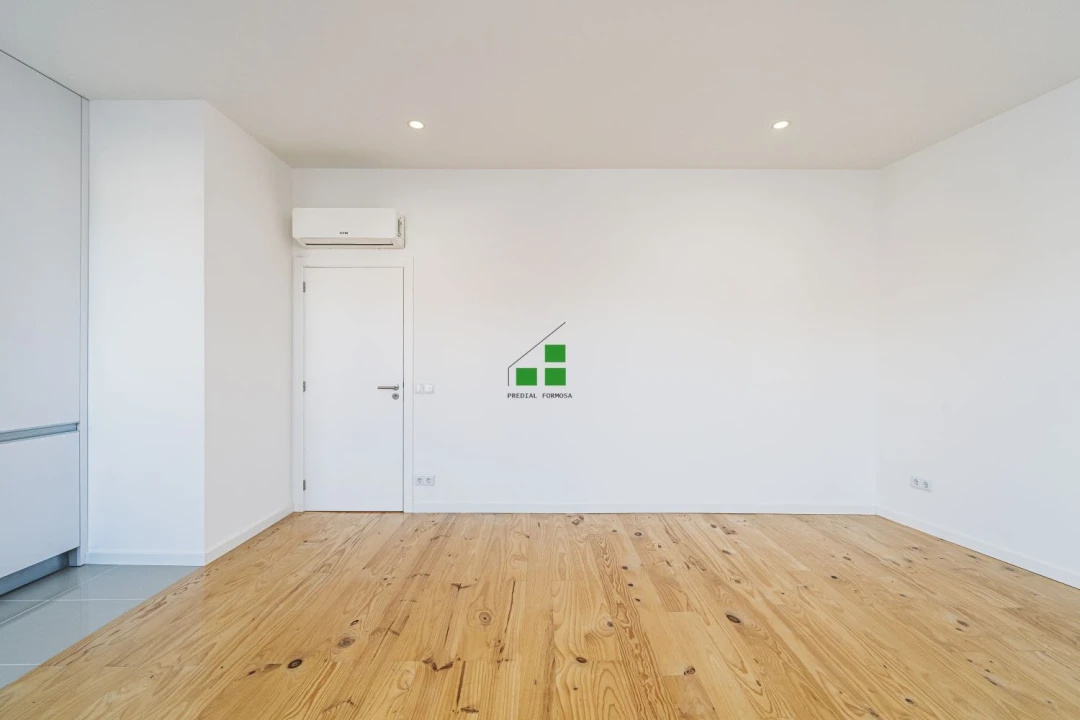 Apartamento T2 para Venda em Bonfim Foto 18