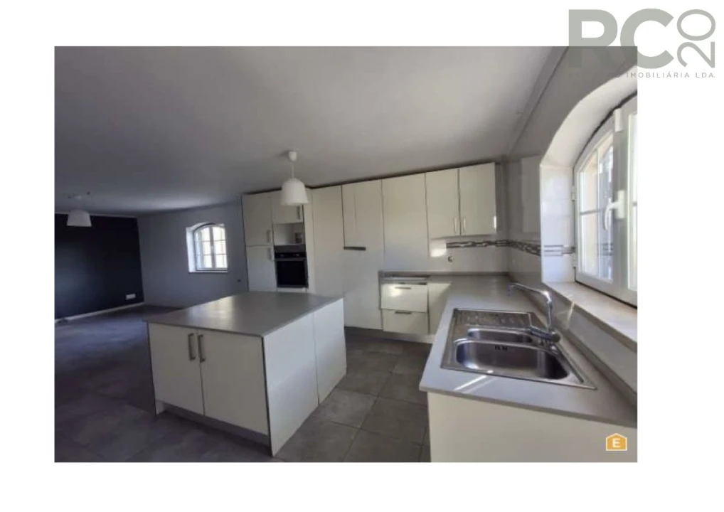 Moradia T4 para Venda em Ramalhal Foto 4