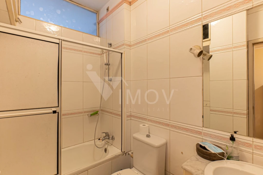 Apartamento T4 para Venda em Lordelo do Ouro e Massarelos Foto 28