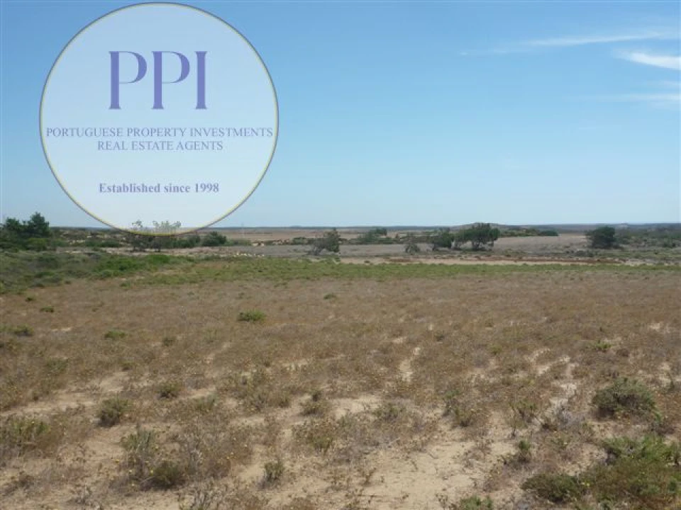 Terreno para Venda em Vila de Sagres Foto 18
