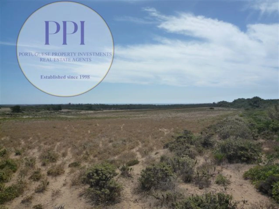 Terreno para Venda em Vila de Sagres Foto 8