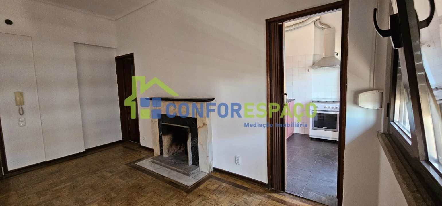 Apartamento T1 para Arrendamento em Castelo Branco Foto 3