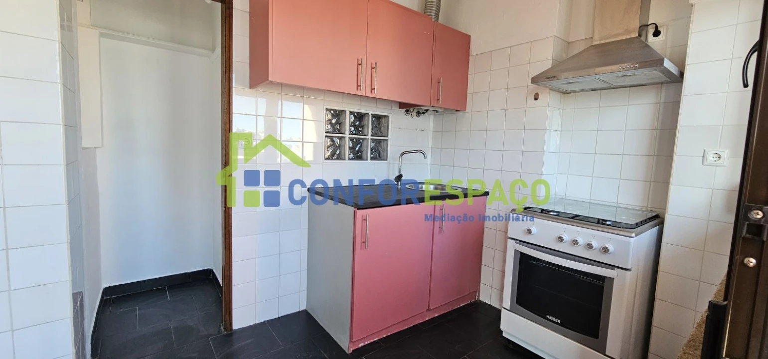 Apartamento T1 para Arrendamento em Castelo Branco Foto 5