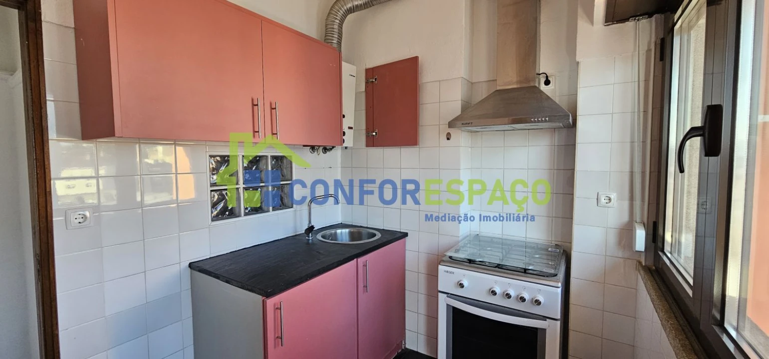 Apartamento T1 para Arrendamento em Castelo Branco Foto 7
