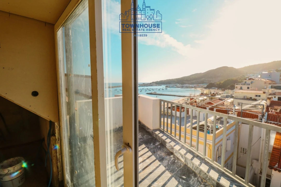 Loja para Venda em Sesimbra (Santiago) Foto 1