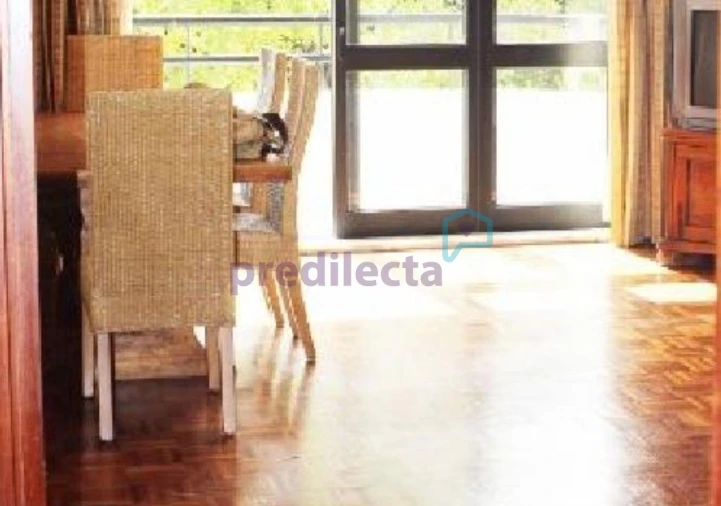 Apartamento T2 para Arrendamento em Paranhos Foto 3