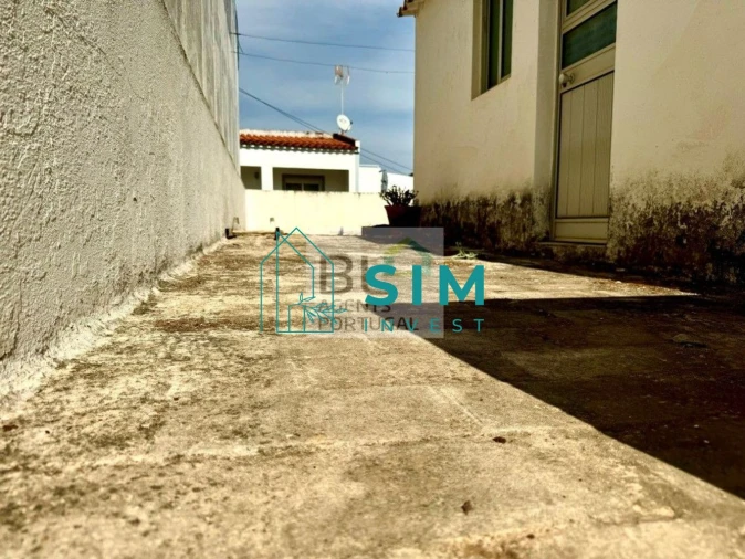 Moradia T2 para Venda em Santa Luzia Foto 22