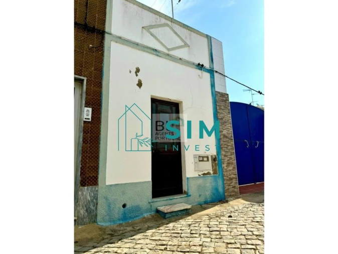 Moradia T2 para Venda em Santa Luzia Foto 4