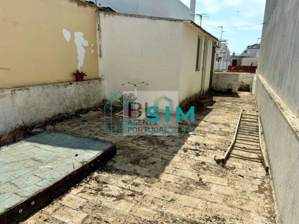 Moradia T2 para Venda em Santa Luzia Foto 23