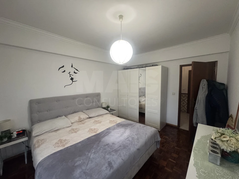 Apartamento T2 para Venda em Queluz e Belas Foto 9