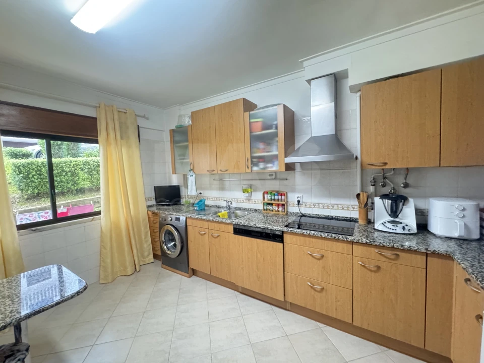 Apartamento T2 para Venda em Queluz e Belas Foto 11