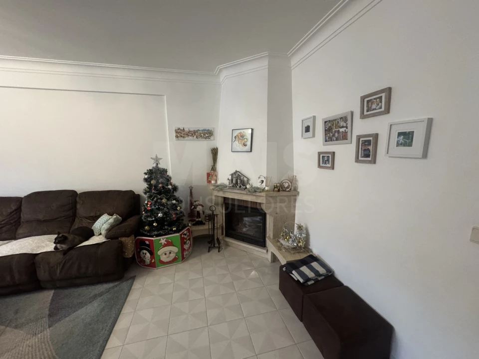 Apartamento T2 para Venda em Queluz e Belas Foto 3