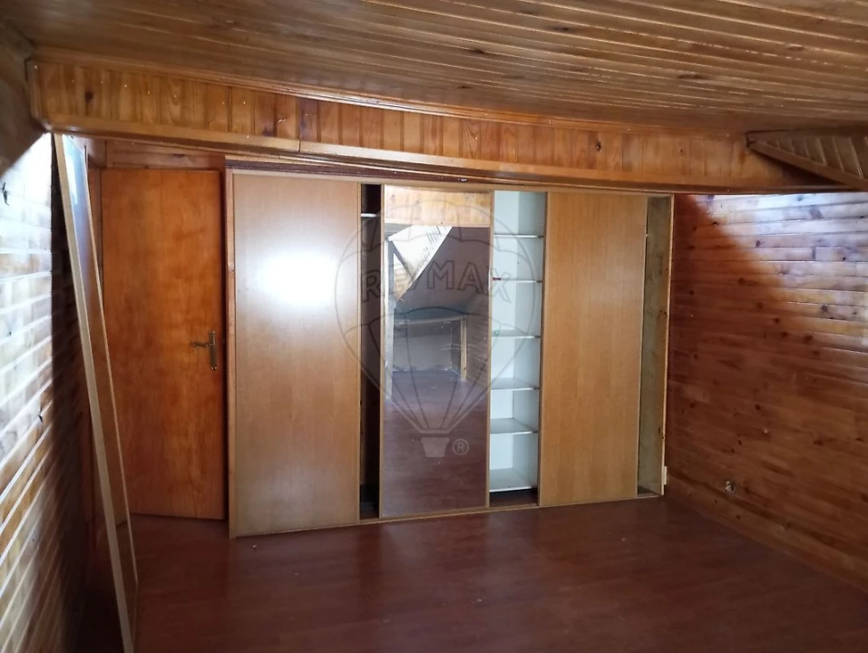 Moradia T3 para Venda em Rio de Couros e Casal dos Bernardos Foto 49