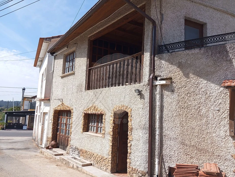 Moradia T3 para Venda em Rio de Couros e Casal dos Bernardos Foto 2