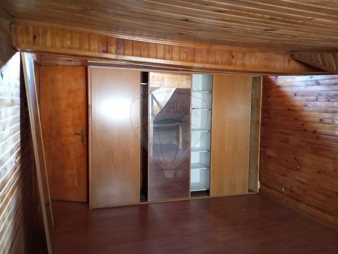 Moradia T3 para Venda em Rio de Couros e Casal dos Bernardos Foto 49