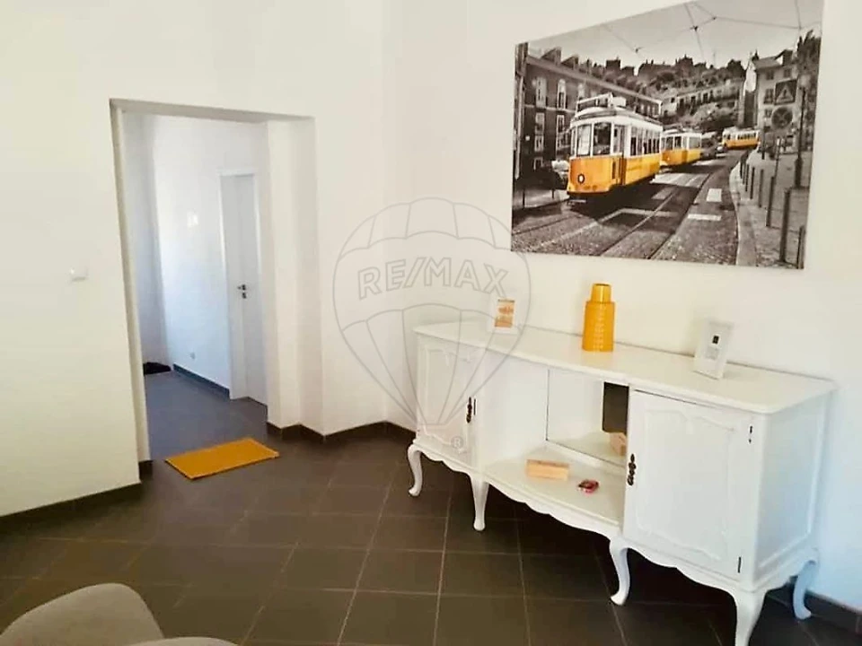 Moradia T2 para Venda em Corte do Pinto Foto 3