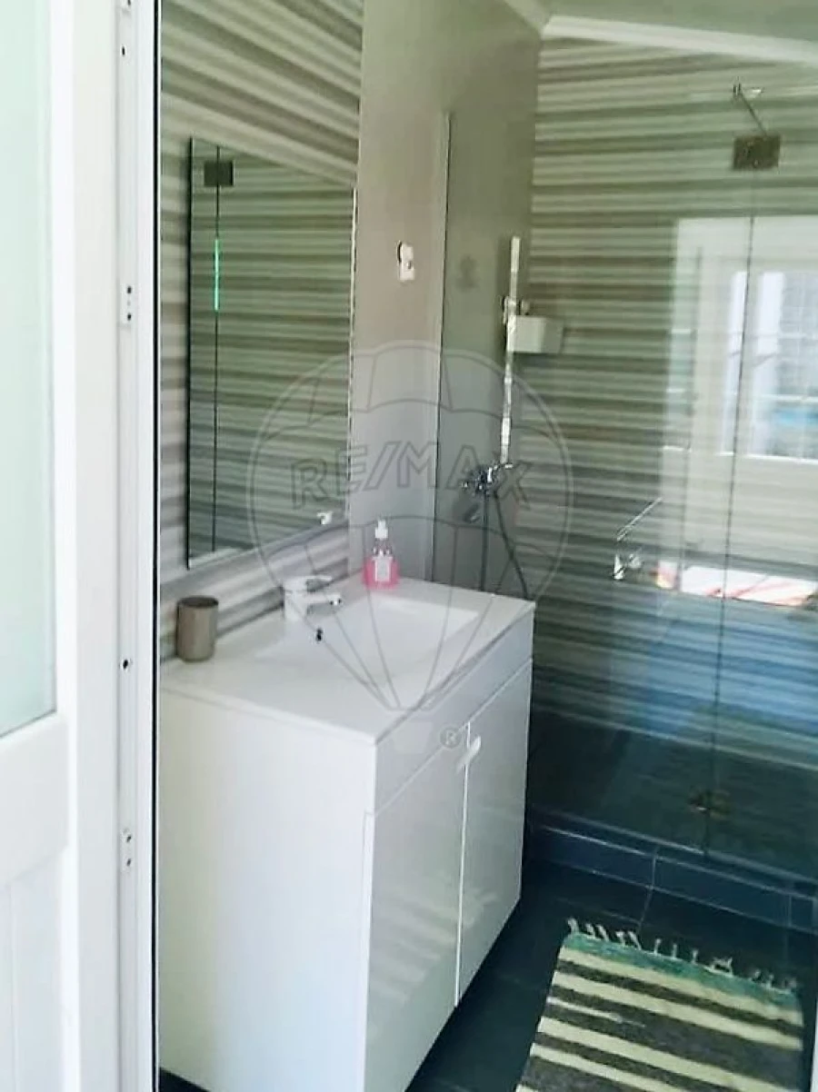 Moradia T2 para Venda em Corte do Pinto Foto 16