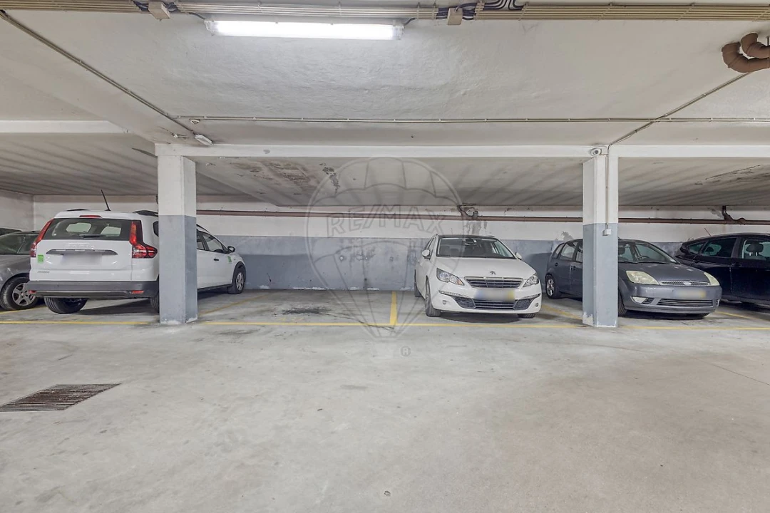 Apartamento T3 para Venda em Vilar de Andorinho Foto 22