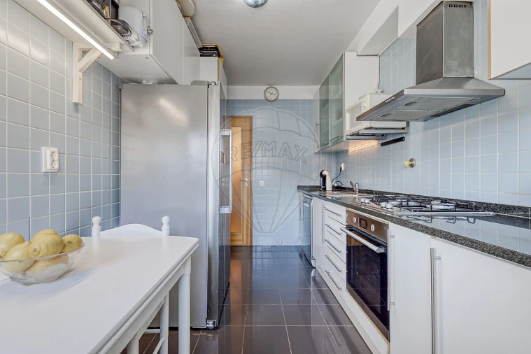 Apartamento T3 para Venda em Vilar de Andorinho Foto 7