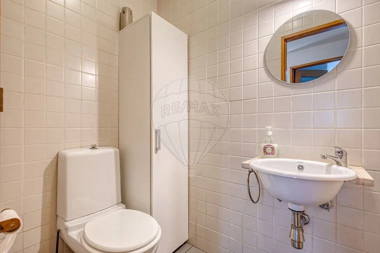 Apartamento T3 para Venda em Vilar de Andorinho Foto 9