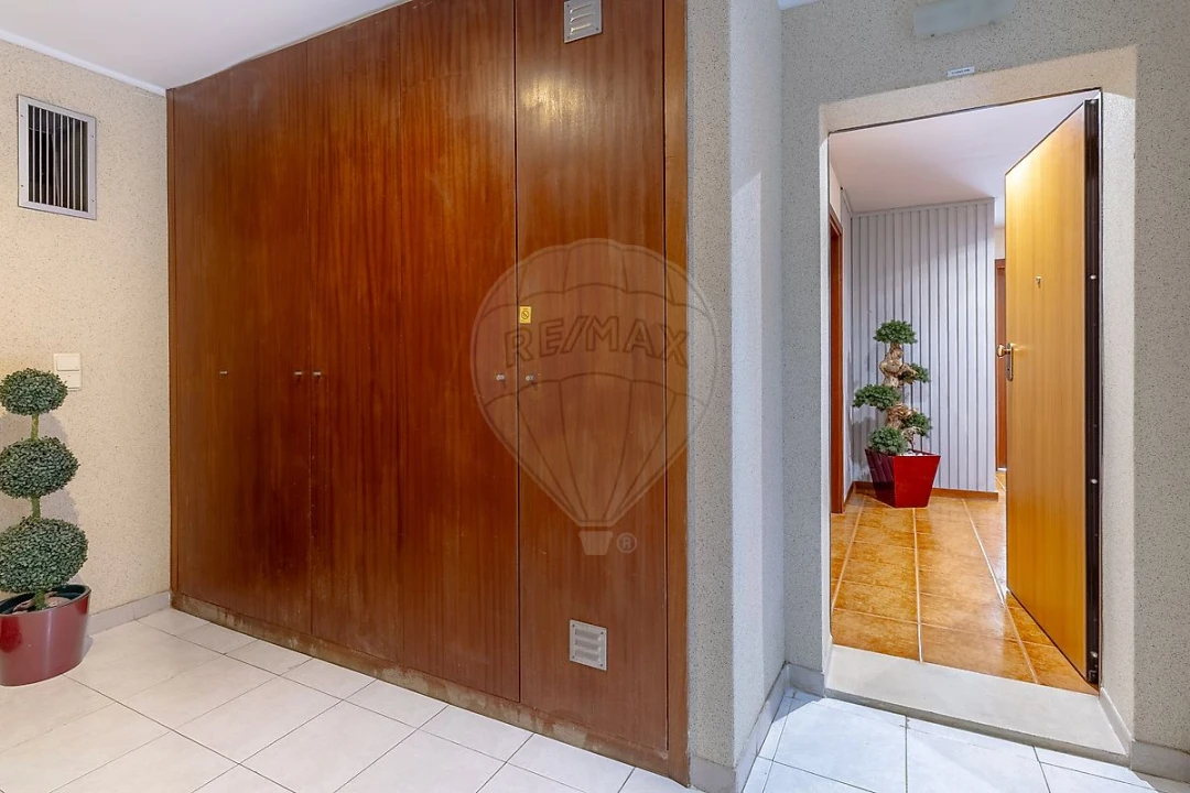 Apartamento T2 para Venda em Ermesinde Foto 4