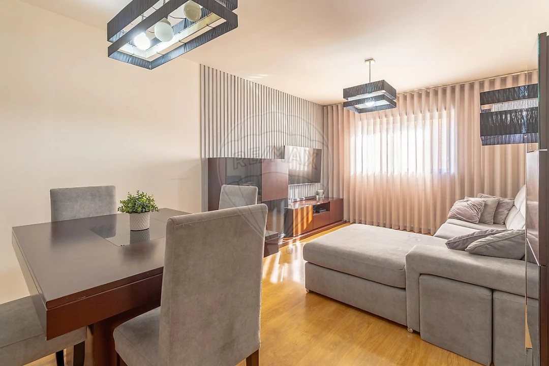 Apartamento T2 para Venda em Ermesinde Foto 1