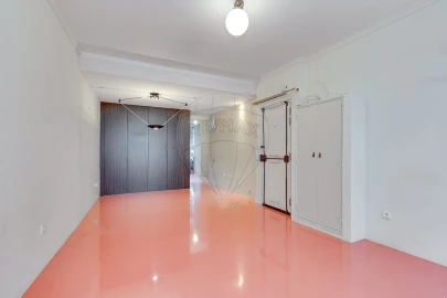 Apartamento T1 para Arrendamento em Misericórdia