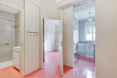 Apartamento T1 para Arrendamento em Misericórdia