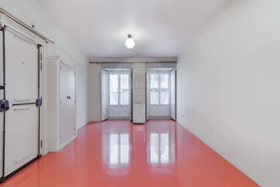 Apartamento T1 para Arrendamento em Misericórdia