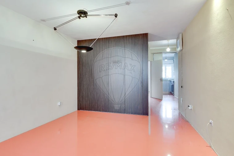 Apartamento T1 para Arrendamento em Misericórdia Foto 2