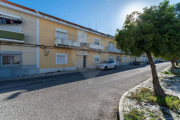 Apartamento T1 para Venda em Alhos Vedros Foto 16