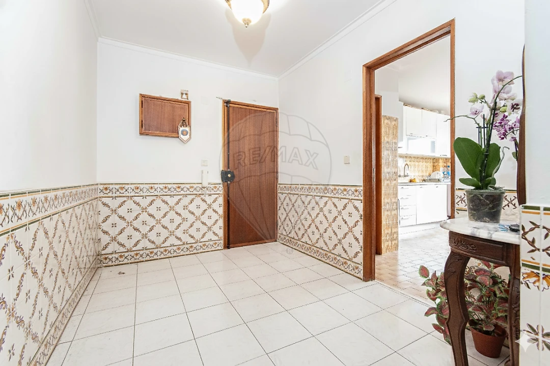 Apartamento T3 para Venda em Carregado e Cadafais Foto 13