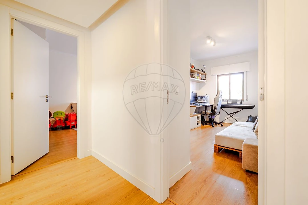 Apartamento T3 para Venda em Vialonga Foto 29