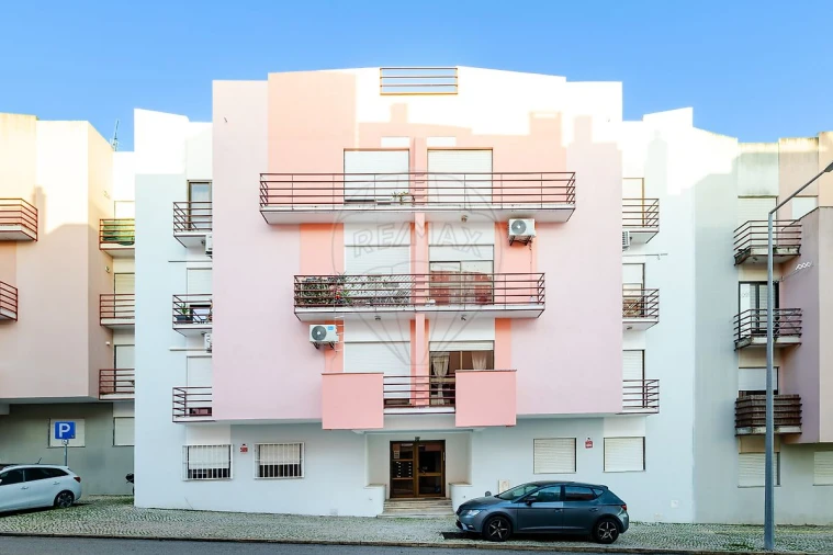 Apartamento T3 para Venda em Vialonga Foto 45