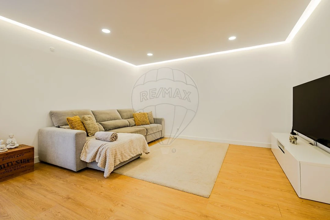 Apartamento T3 para Venda em Vialonga Foto 6