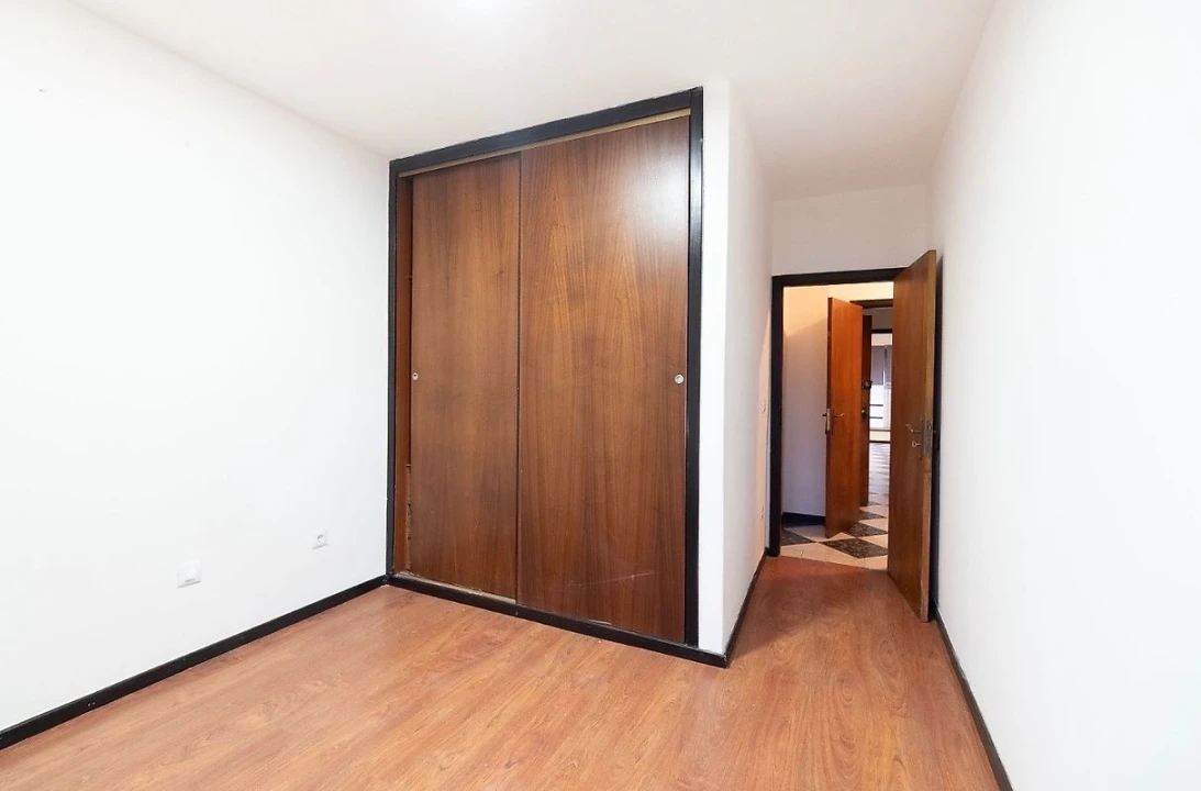 Apartamento T2 para Venda em São João da Madeira Foto 8