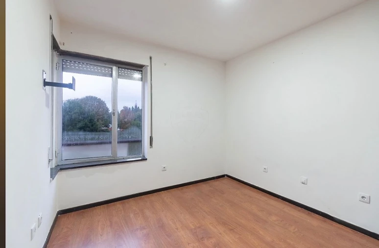 Apartamento T2 para Venda em São João da Madeira Foto 22