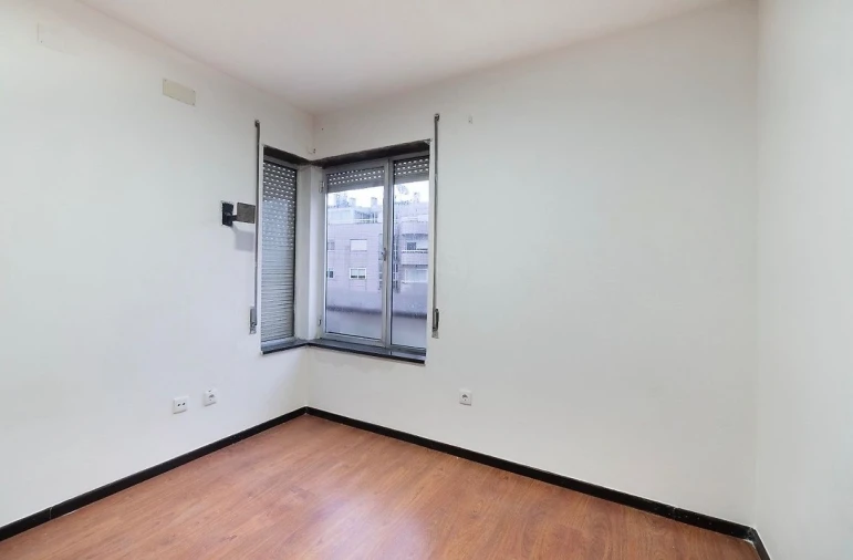 Apartamento T2 para Venda em São João da Madeira Foto 13