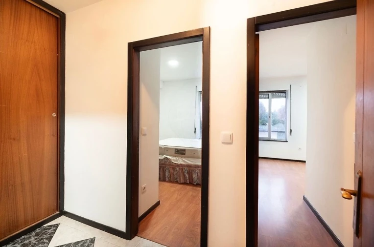 Apartamento T2 para Venda em São João da Madeira Foto 21