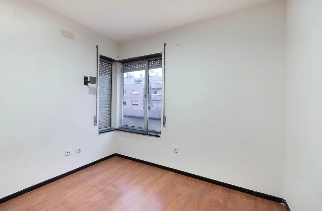 Apartamento T2 para Venda em São João da Madeira Foto 13