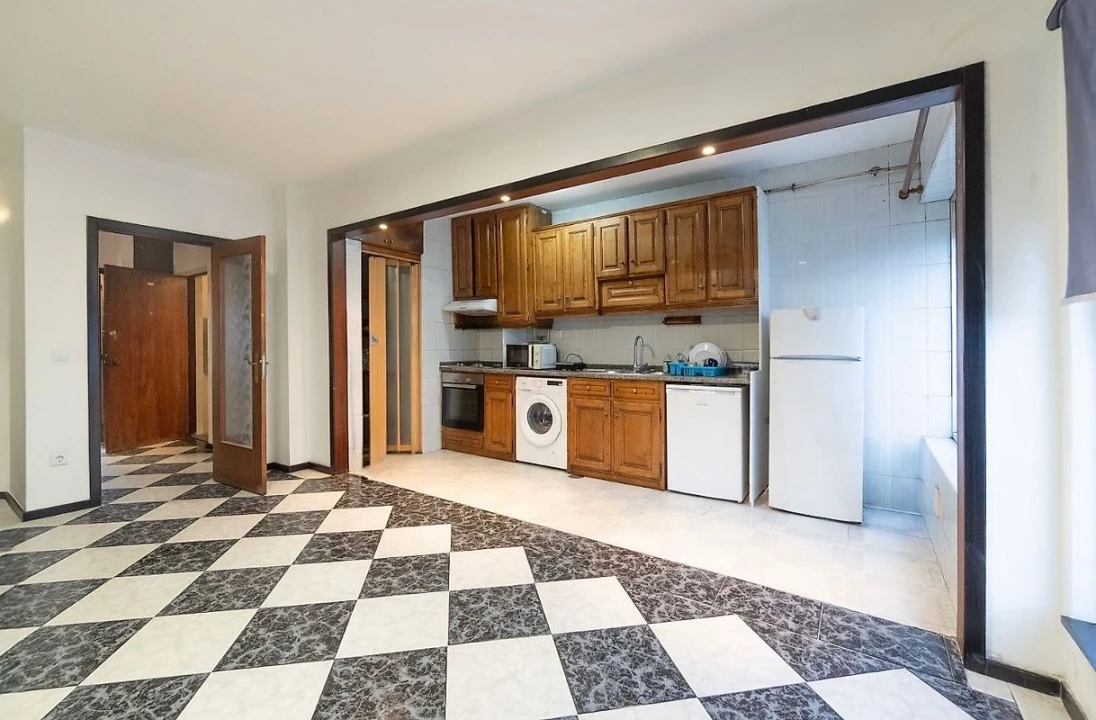 Apartamento T2 para Venda em São João da Madeira Foto 1