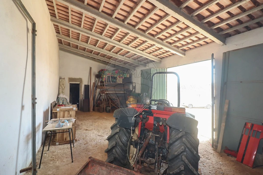 Armazém para Venda em Alenquer (Santo Estêvão e Triana) Foto 14
