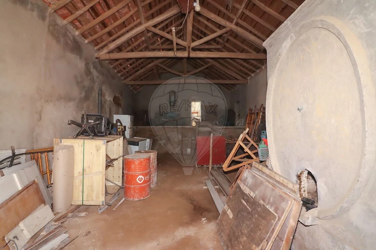 Armazém para Venda em Alenquer (Santo Estêvão e Triana) Foto 3