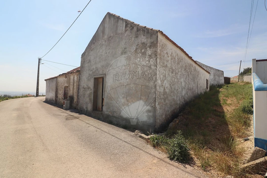 Armazém para Venda em Alenquer (Santo Estêvão e Triana) Foto 1