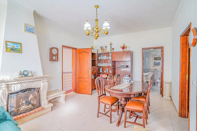 Moradia T2 para Venda em Santa Catarina Foto 2