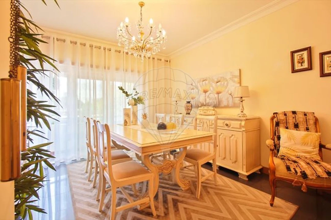 Apartamento T3 para Venda em Cidade da Maia Foto 3