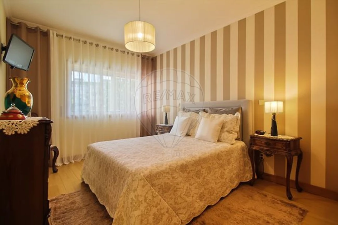 Apartamento T3 para Venda em Cidade da Maia Foto 11