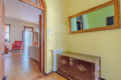 Moradia T4 para Venda em Paranhos