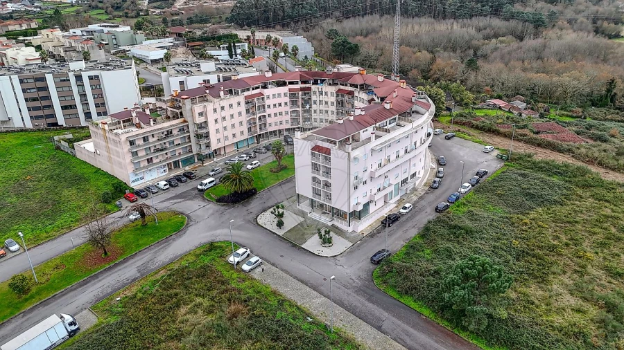 Apartamento T1 para Venda em Paços de Ferreira Foto 9